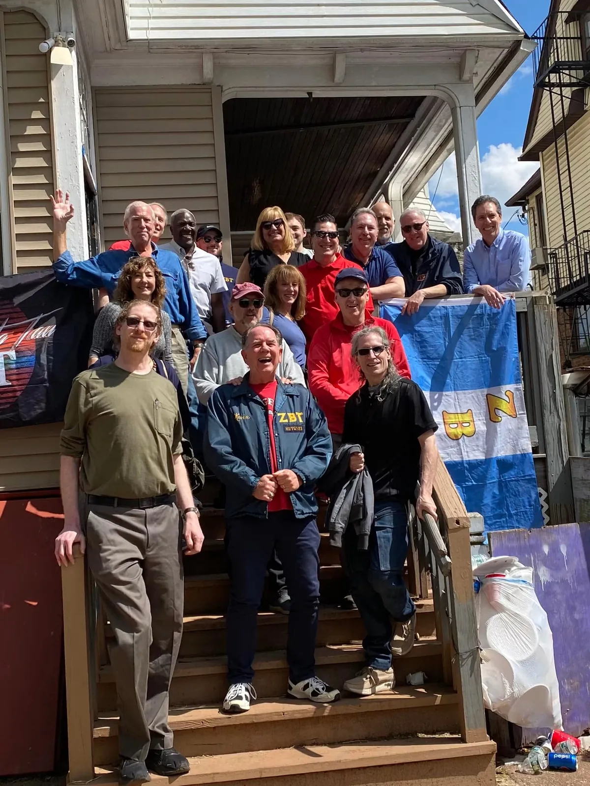 Beta Delta alumni from the 1980s reunited at an alumni event